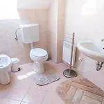 House Parabola * 罗格坡曼戈唐