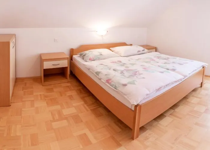 House Parabola Prázdninový dům Log pod Mangartom